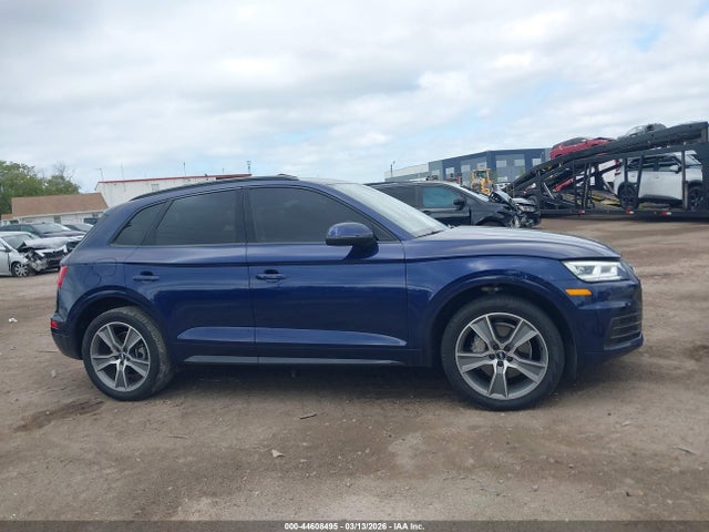 2019 Audi Q5 45 Premium მანქანა იყიდება აუქციონზე, vin: WA1BNAFY1K2068676, აუქციონის ნომერი: 44608495