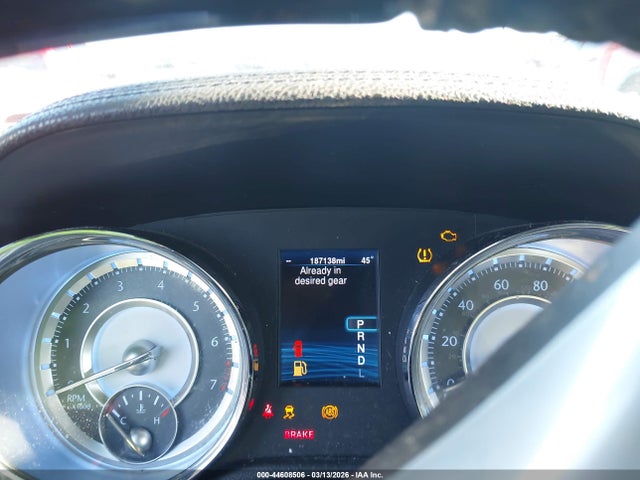 44608506 :رقم المزاد ، 2C3CCAEGXEH264902 vin ، 2014 Chrysler 300c مزاد بيع