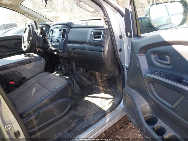 2019 Nissan Titan Xd S Diesel მანქანა იყიდება აუქციონზე, vin: 1N6BA1F36KN515407, აუქციონის ნომერი: 44608539