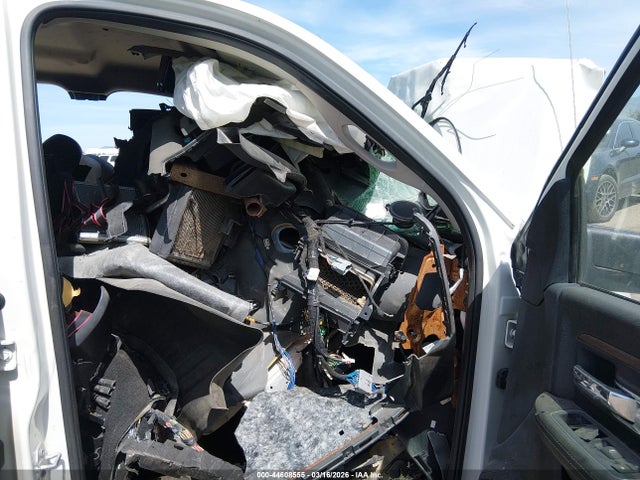 2016 RAM 2500 3C6UR5FL4GG244706 Photo 4