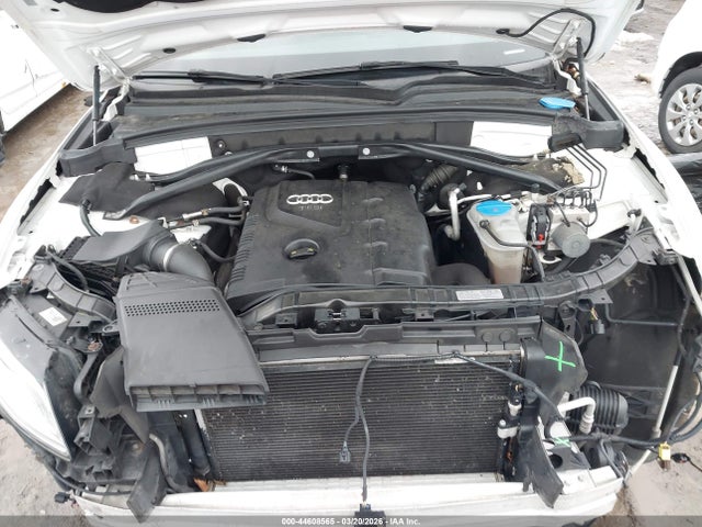 44608565 :رقم المزاد ، WA1LFAFP4FA083502 vin ، 2015 Audi Q5 2.0t Premium مزاد بيع