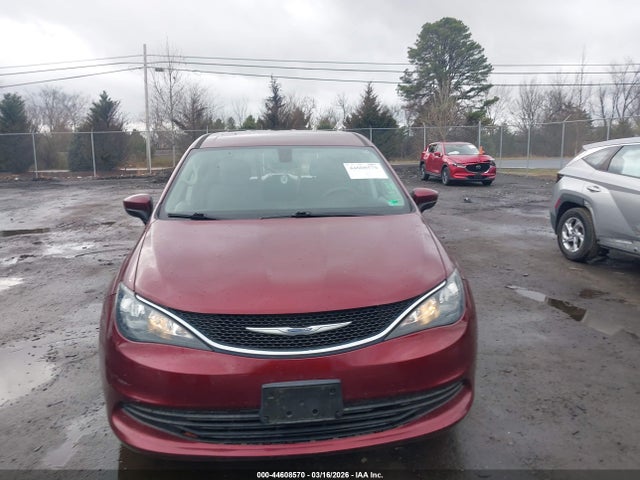 Продаж на аукціоні авто 2017 Chrysler Pacifica Lx, vin: 2C4RC1CG1HR502773, номер лоту: 44608570