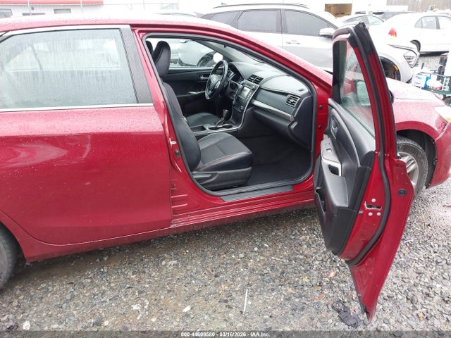4T1BF1FK8HU737226 Toyota CAMRY SE