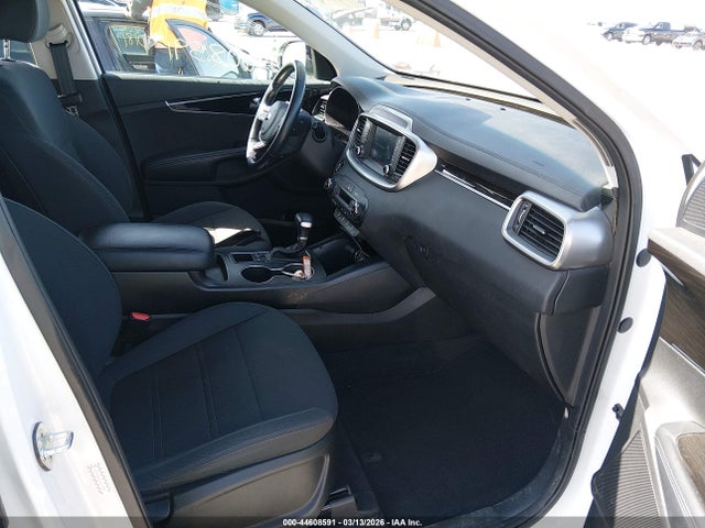 44608591 :رقم المزاد ، 5XYPGDA55LG679838 vin ، 2020 Kia Sorento 3.3l S مزاد بيع