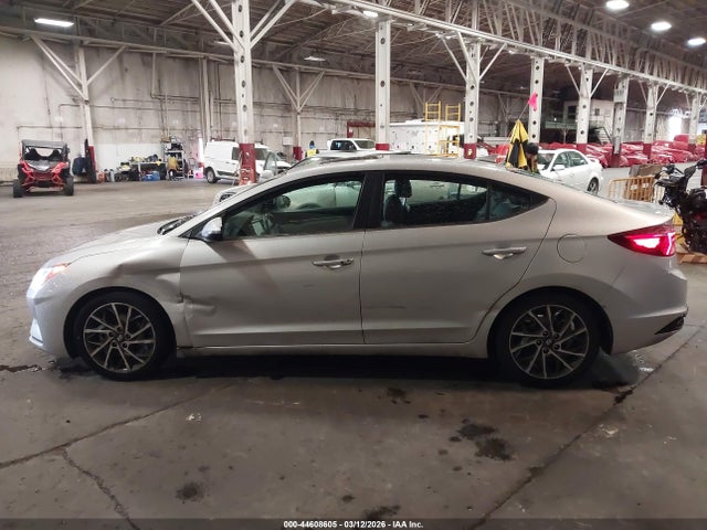 Hyundai Elantra Limited 2019 5NPD84LF1KH446732 Image 14