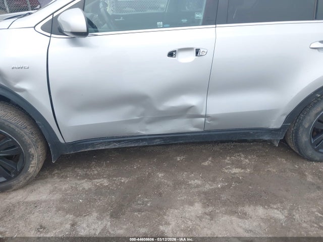 KNDPMCAC6J7349816 KIA Sportage Lx