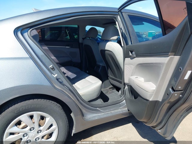 Hyundai ELANTRA SE 2017 KMHD74LF1HU129207 Image 8