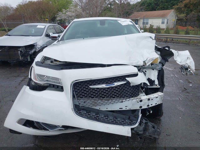 Продажа на аукционе авто 2016 Chrysler 300c, vin: 2C3CCAEGXGH359284, номер лота: 44608612