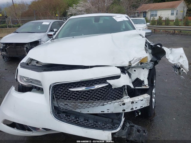 Продажа на аукционе авто 2016 Chrysler 300c, vin: 2C3CCAEGXGH359284, номер лота: 44608612