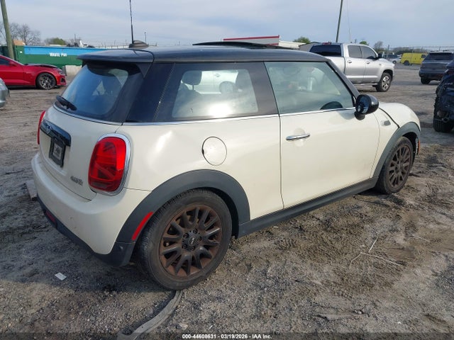 2019 MINI HARDTOP WMWXP5C53K2H30202 Photo 3