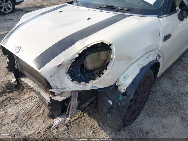 2019 MINI HARDTOP WMWXP5C53K2H30202 Photo 5