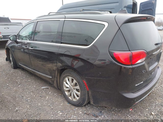 2017 Chrysler Pacifica Touring-l მანქანა იყიდება აუქციონზე, vin: 2C4RC1BG4HR539334, აუქციონის ნომერი: 44608640