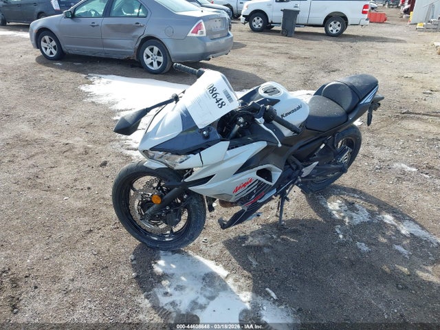 2026 Kawasaki Ex650 P მანქანა იყიდება აუქციონზე, vin: ML5EXEP18TDAH0316, აუქციონის ნომერი: 44608648