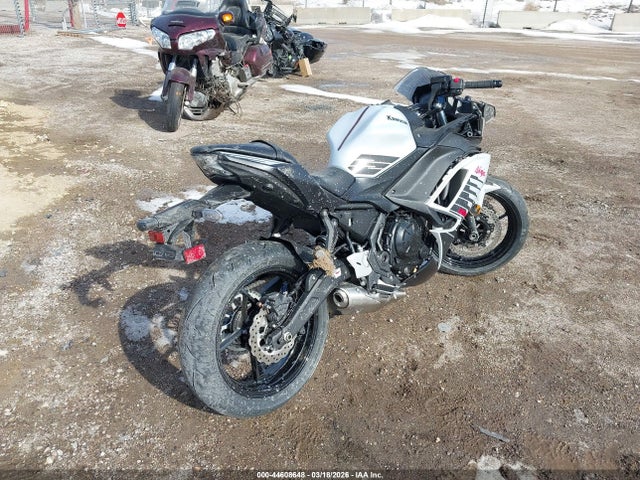 2026 Kawasaki Ex650 P მანქანა იყიდება აუქციონზე, vin: ML5EXEP18TDAH0316, აუქციონის ნომერი: 44608648