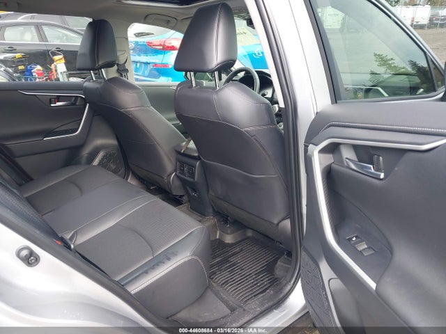JTMN1RFV5SJ043918 Toyota Rav4 Limited
