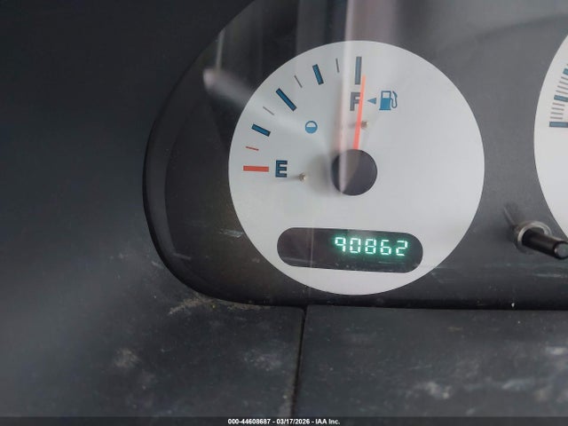 44608687 :رقم المزاد ، 2C4GP24R13R272114 vin ، 2003 Chrysler Town & Country مزاد بيع