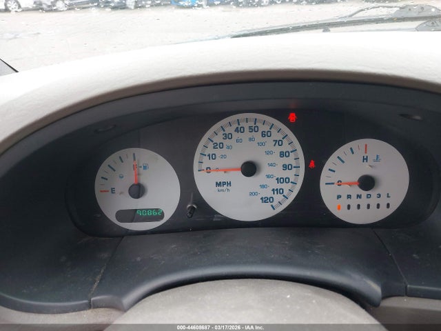 44608687 :رقم المزاد ، 2C4GP24R13R272114 vin ، 2003 Chrysler Town & Country مزاد بيع
