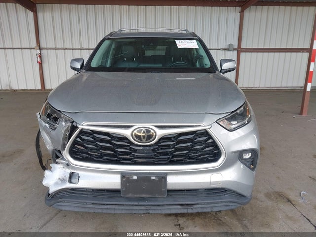 2021 Toyota Highlander Xle მანქანა იყიდება აუქციონზე, vin: 5TDGZRBH4MS069479, აუქციონის ნომერი: 44608688