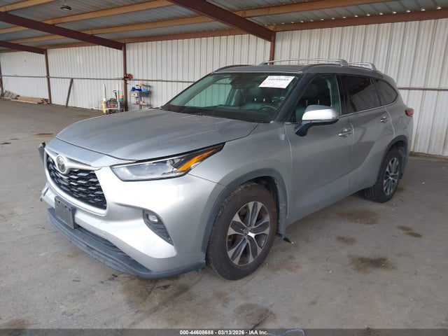 2021 Toyota Highlander Xle მანქანა იყიდება აუქციონზე, vin: 5TDGZRBH4MS069479, აუქციონის ნომერი: 44608688