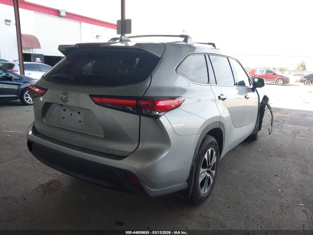 2021 Toyota Highlander Xle მანქანა იყიდება აუქციონზე, vin: 5TDGZRBH4MS069479, აუქციონის ნომერი: 44608688