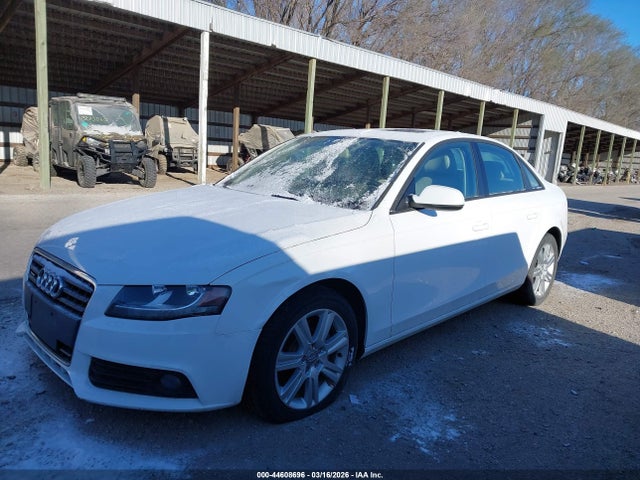 2011 AUDI A4 WAUBFAFL8BA112716 Photo 1
