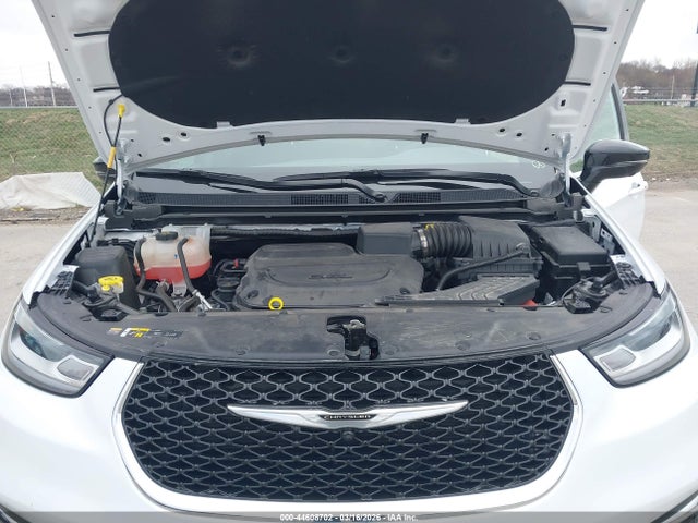 2025 CHRYSLER PACIFICA 2C4RC3BG8SR523110 Photo 9