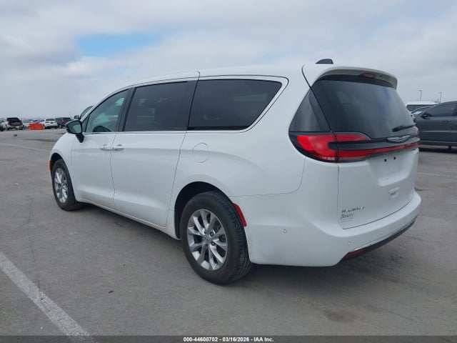 2025 CHRYSLER PACIFICA 2C4RC3BG8SR523110 Photo 2
