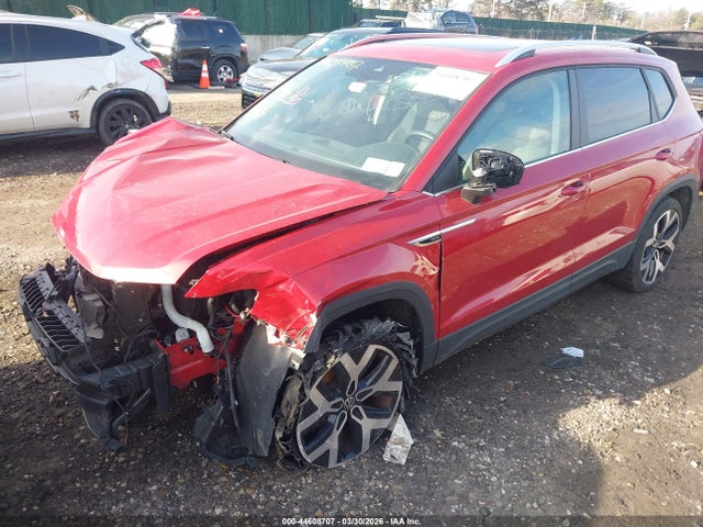 2022 Volkswagen Taos 1.5t Sel მანქანა იყიდება აუქციონზე, vin: 3VV2X7B2XNM016613, აუქციონის ნომერი: 44608707