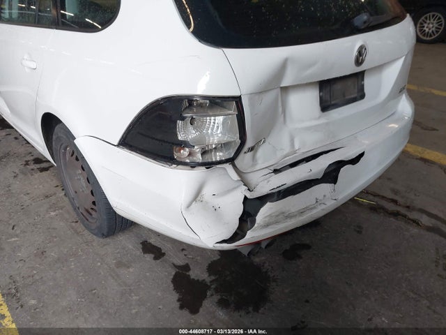 Продаж на аукціоні авто 2010 Volkswagen Jetta S, vin: 3VWKZ8AJ6AM624787, номер лоту: 44608717