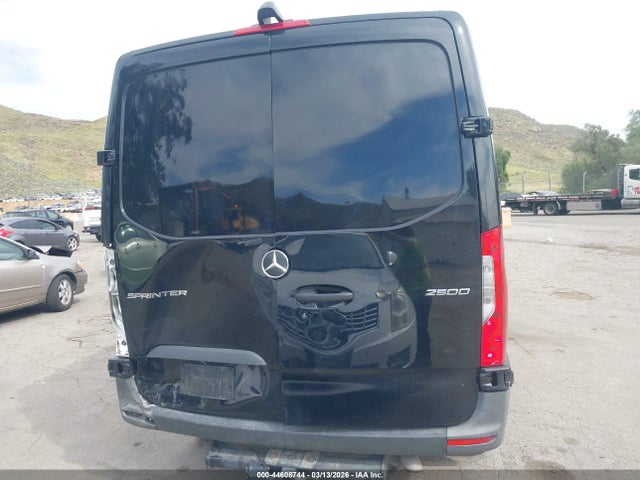 W1Y40BHY0PT150041 Mercedes-Benz Sprinter 2500 Standard Roof 4-cyl Gas
