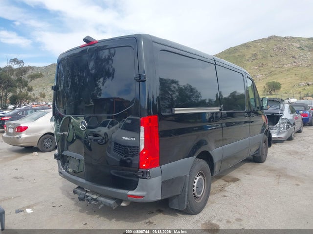 W1Y40BHY0PT150041 Mercedes-Benz Sprinter 2500 Standard Roof 4-cyl Gas