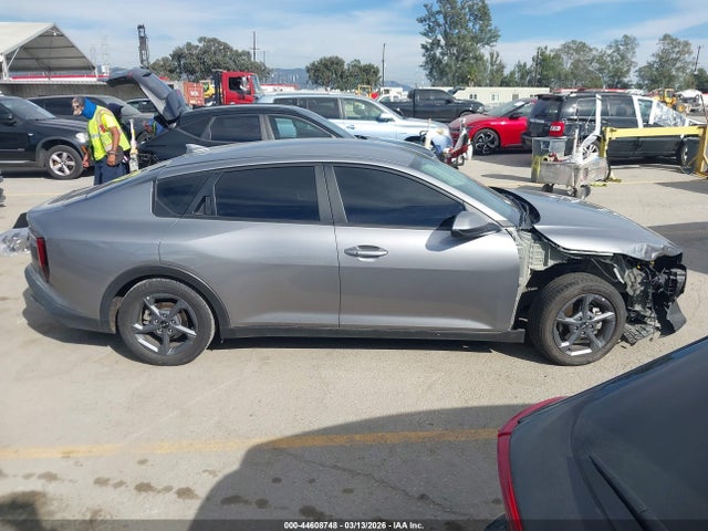 3KPFT4DE4SE117587 KIA K4 Lxs