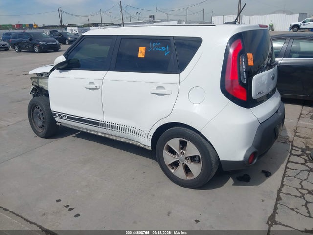 KNDJN2A29F7133664 KIA Soul