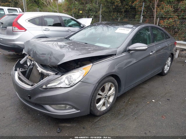 2013 Hyundai Sonata Limited მანქანა იყიდება აუქციონზე, vin: 5NPEC4AC0DH682190, აუქციონის ნომერი: 44608781