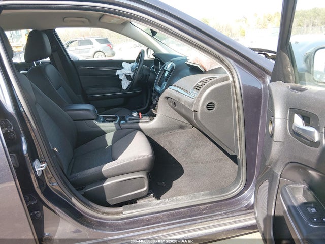 Продаж на аукціоні авто 2019 Chrysler 300 Touring, vin: 2C3CCAAG8KH595317, номер лоту: 44608800