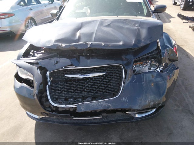 Продаж на аукціоні авто 2019 Chrysler 300 Touring, vin: 2C3CCAAG8KH595317, номер лоту: 44608800