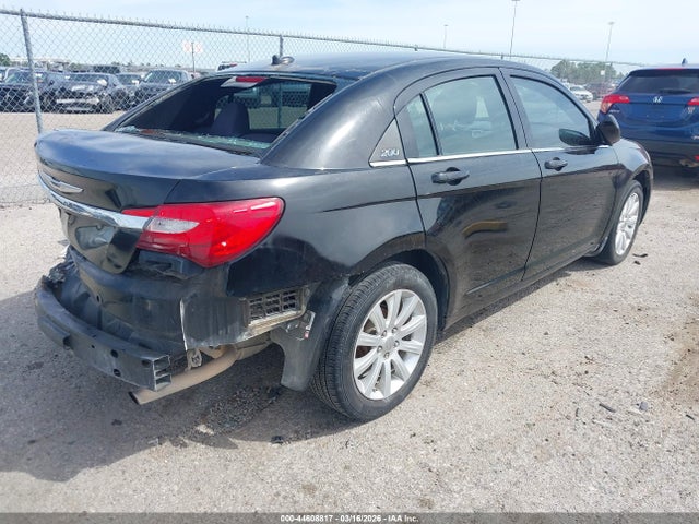 44608817 :رقم المزاد ، 1C3CCBBB8EN192491 vin ، 2014 Chrysler 200 Touring مزاد بيع