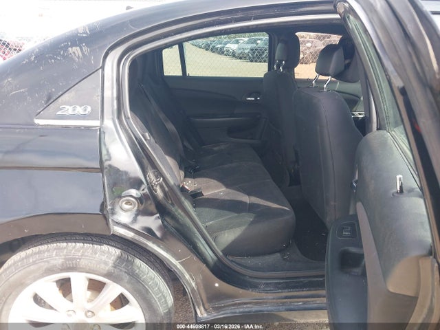 44608817 :رقم المزاد ، 1C3CCBBB8EN192491 vin ، 2014 Chrysler 200 Touring مزاد بيع