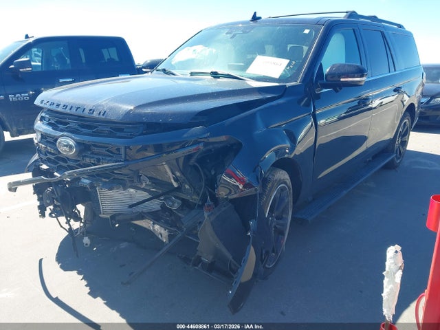 1FMJK2AT8NEA01924 Ford Expedition Max Limited