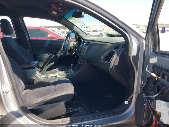 Продаж на аукціоні авто 2014 Chrysler 200 Touring, vin: 1C3CCBBG6EN145777, номер лоту: 44608871