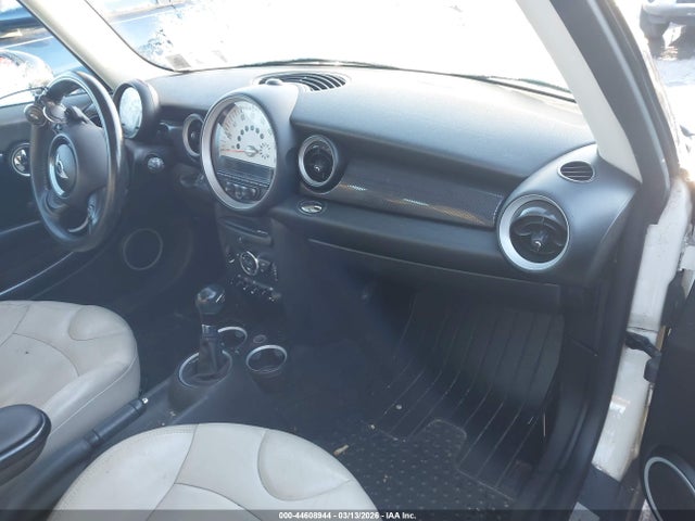 2012 MINI COOPER S CLUBMAN WMWZG3C59CTY38524 Photo 4