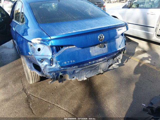 44608956 :رقم المزاد ، 3VWCM7BU4NM004662 vin ، 2022 Volkswagen Jetta 1.5t S مزاد بيع