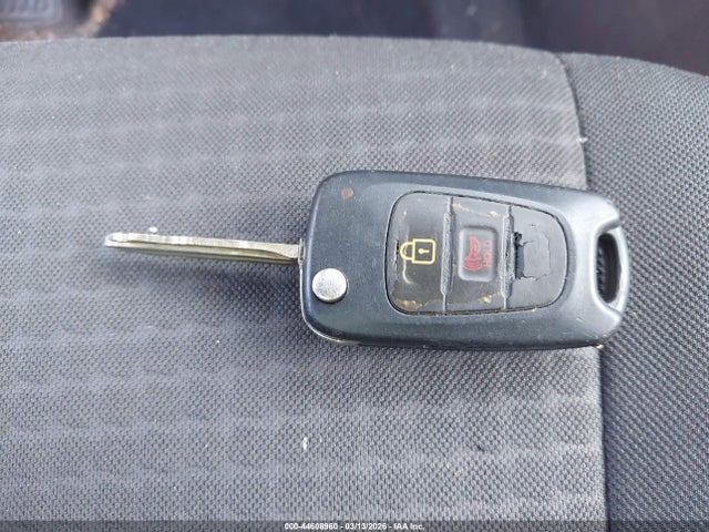 44608960 :رقم المزاد ، KNDJT2A58D7774219 vin ، 2013 Kia Soul مزاد بيع