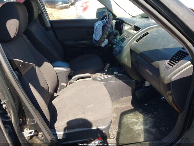 44608960 :رقم المزاد ، KNDJT2A58D7774219 vin ، 2013 Kia Soul مزاد بيع