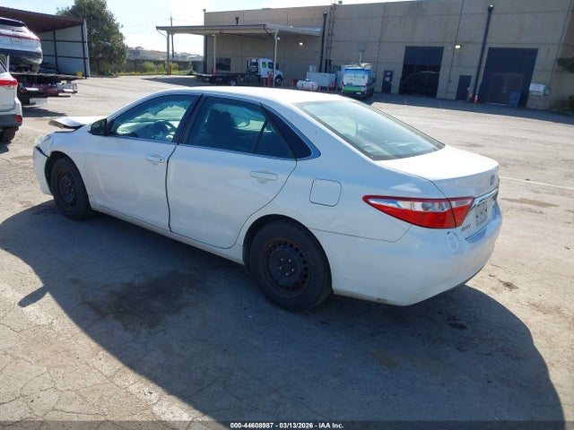 4T4BF1FK1FR516120 Toyota CAMRY LE