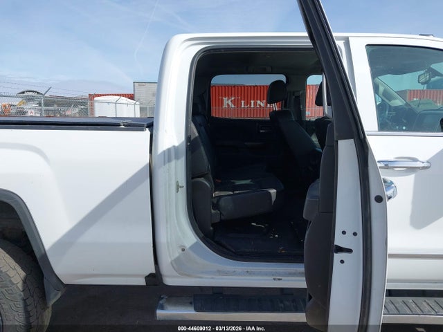 Продаж на аукціоні авто 2019 Gmc Sierra 2500hd Slt, vin: 1GT12REY7KF249753, номер лоту: 44609012