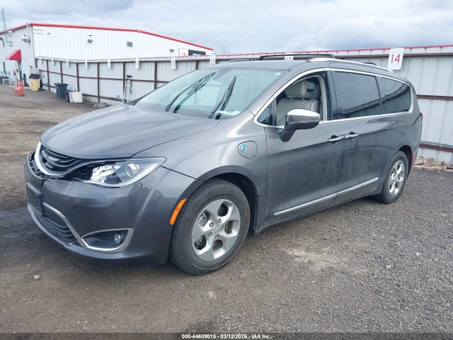 2018 CHRYSLER PACIFICA HYBRID 2C4RC1N72JR278190 Photo 1