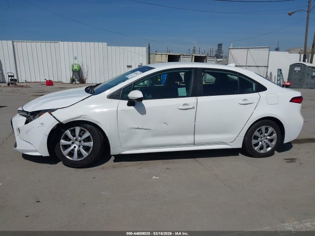 Toyota COROLLA LE 2021 5YFEPMAE4MP255426 Image 14