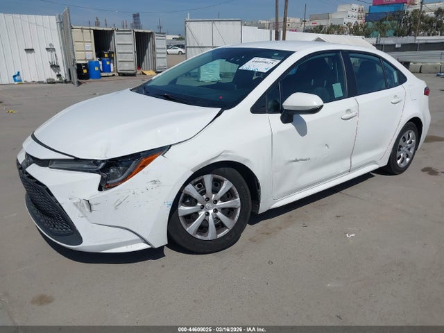 Toyota COROLLA LE 2021 5YFEPMAE4MP255426 Image 2