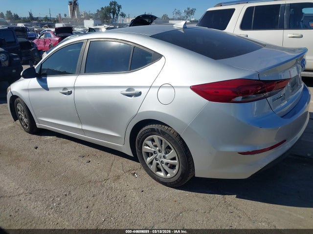 KMHD74LF9HU083173 Hyundai ELANTRA SE